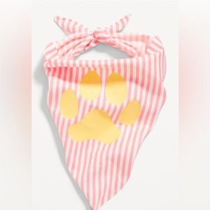 NWT Old Navy Graphic Bandana for Pets